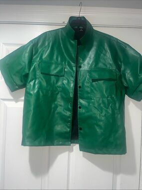SHEIN Green Short-Sleeve Faux Leather Utility Shirt Jacket